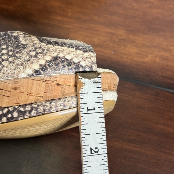 Stuart Weitzman Snake Embossed Leather Sling Back Wedge Heeled Sandals size 11 - Picture 13 of 13